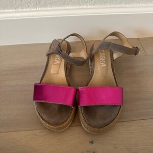 Esska metallic platform sandal